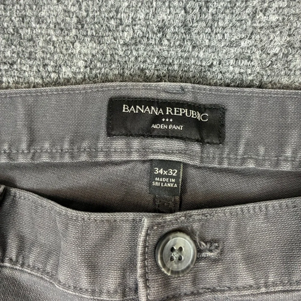 Banana Republic Mens Aiden Pant Size 34x32 Dark Gray Slim Fit Chino Trousers